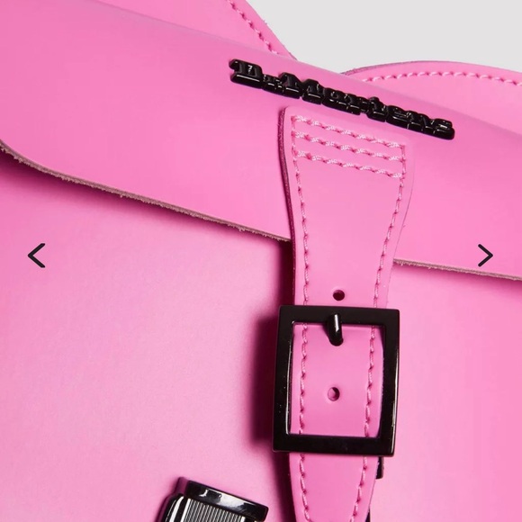 Dr. Martens Pink Heart Bag - Picture 3 of 6
